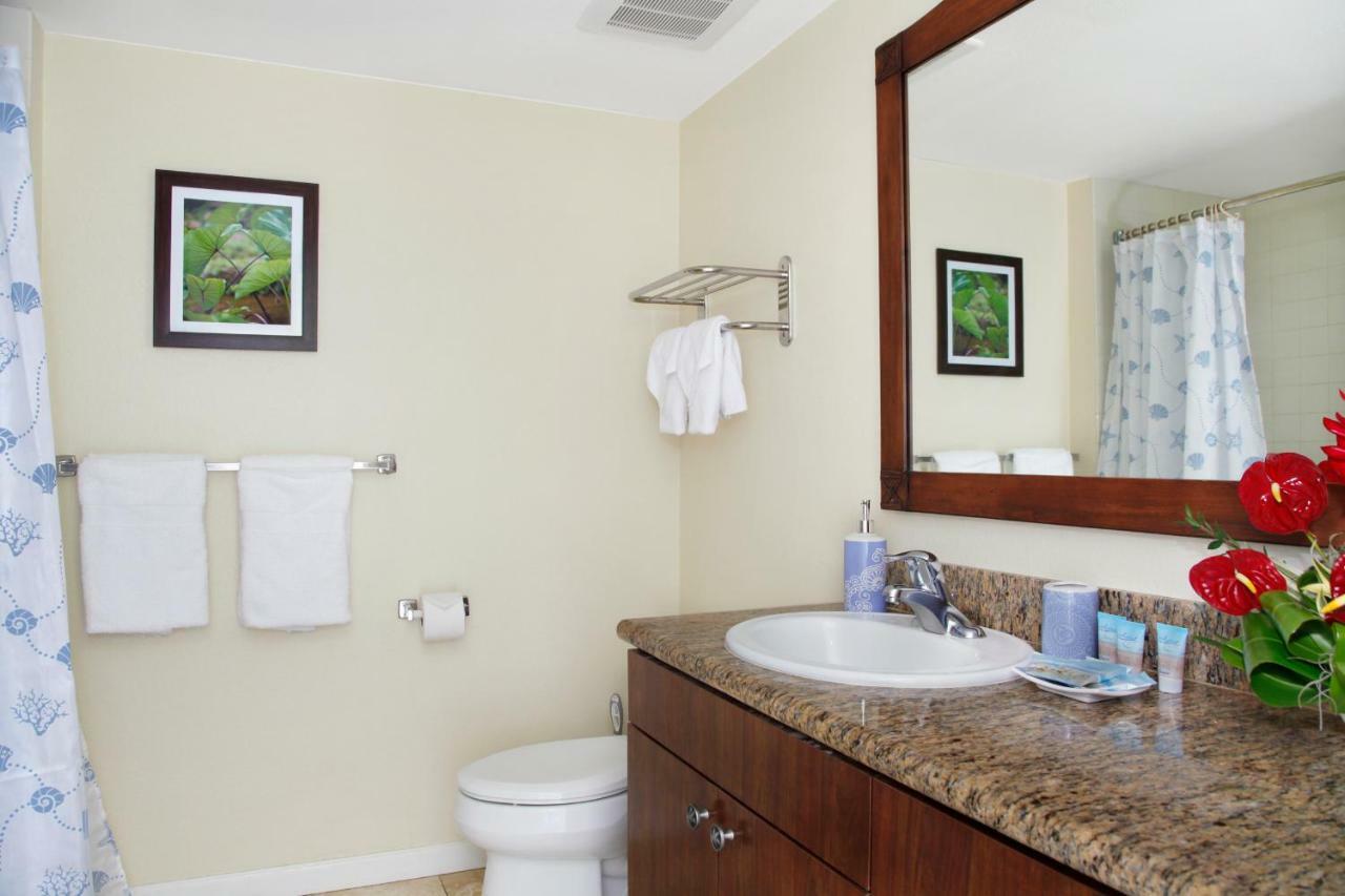 Islander On The Beach 352 Oceanfront *Penthouse* Ac Pool Kapa'a Exterior photo