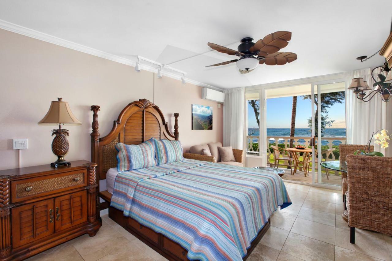 Islander On The Beach 352 Oceanfront *Penthouse* Ac Pool Kapa'a Exterior photo